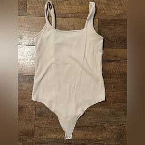 Soft A&F Beige Ribbed Bodysuit